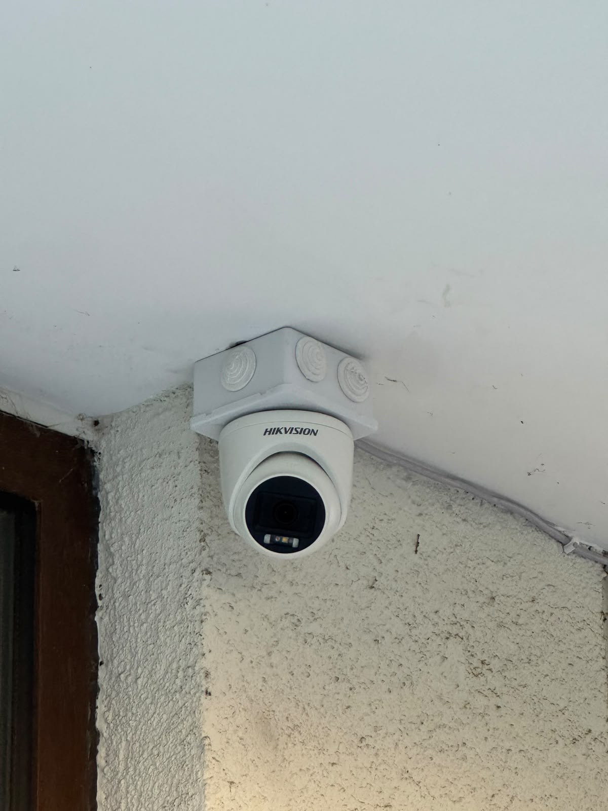 Cámara de vigilancia instalada en Las Condes